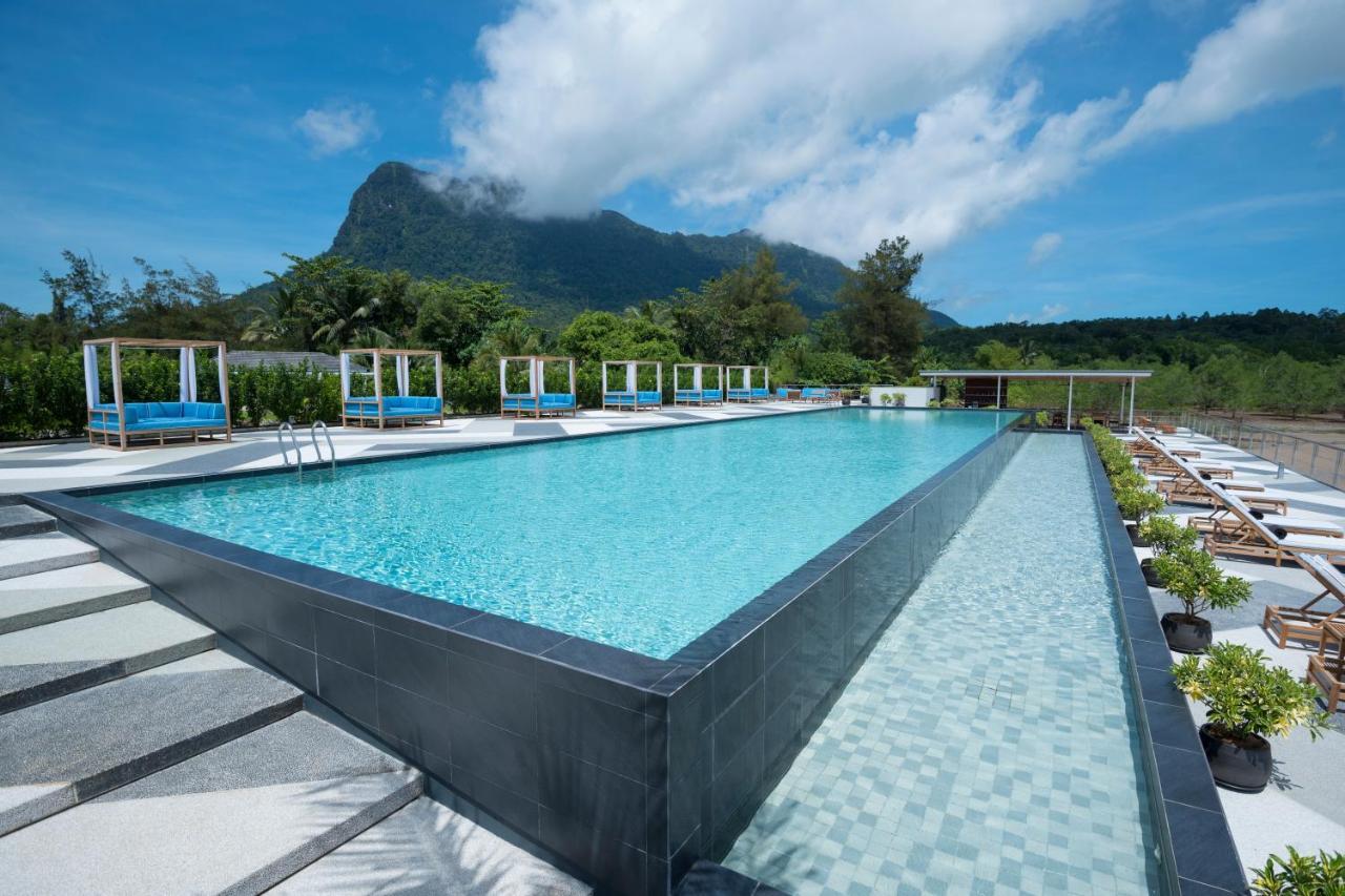 Cove 55 Hotel Santubong Buitenkant foto