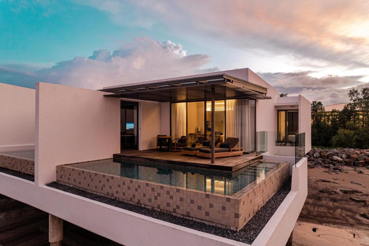Cove 55 Hotel Santubong Buitenkant foto